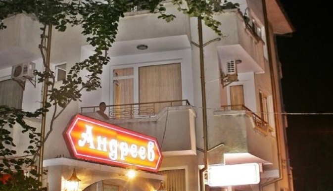 ANDREEV_FAMILY_HOTEL_NESSEBAR_BULGARIA_AIR_TOUR_TRAVEL